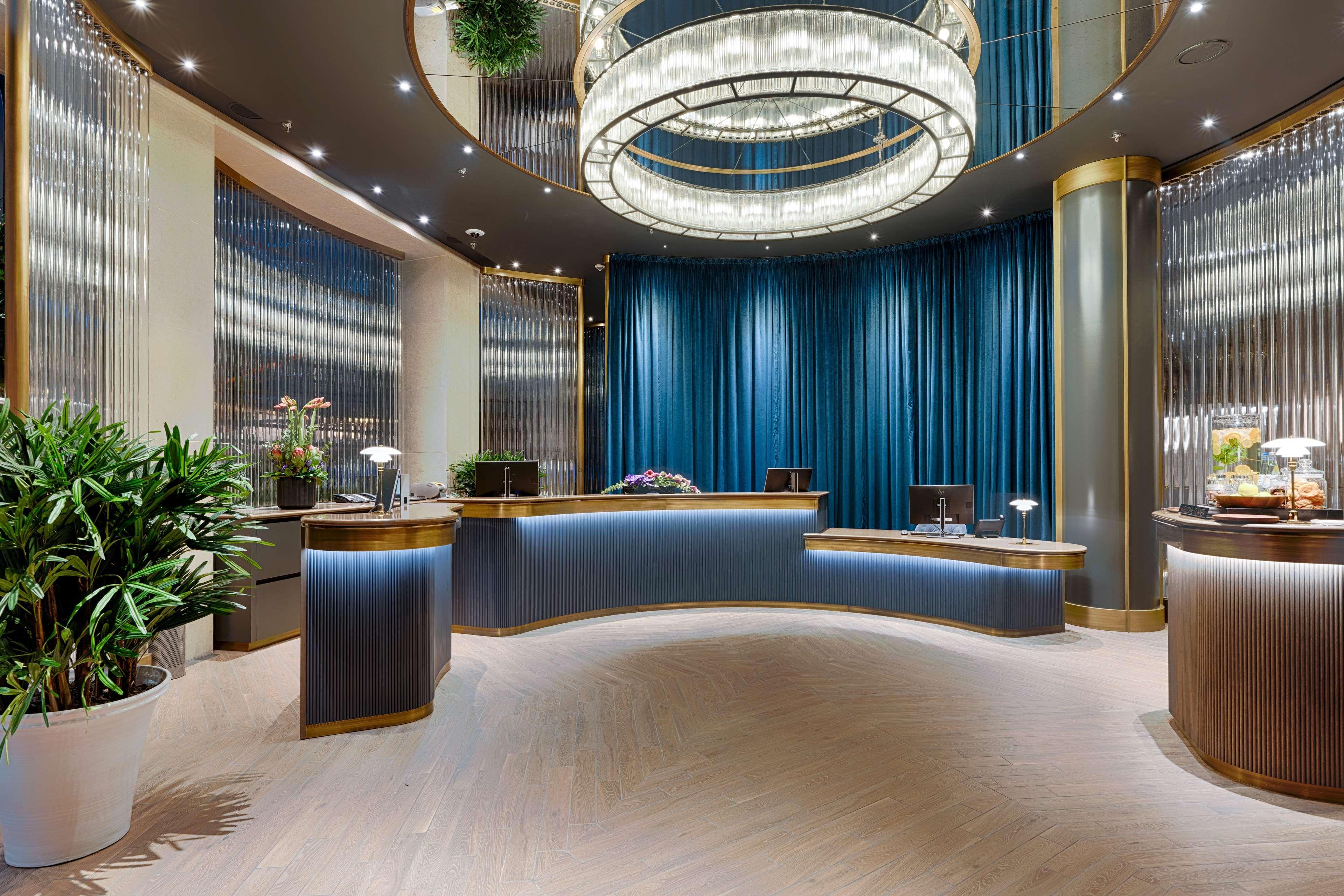 Hotel Radisson Blu Hotel, 5*