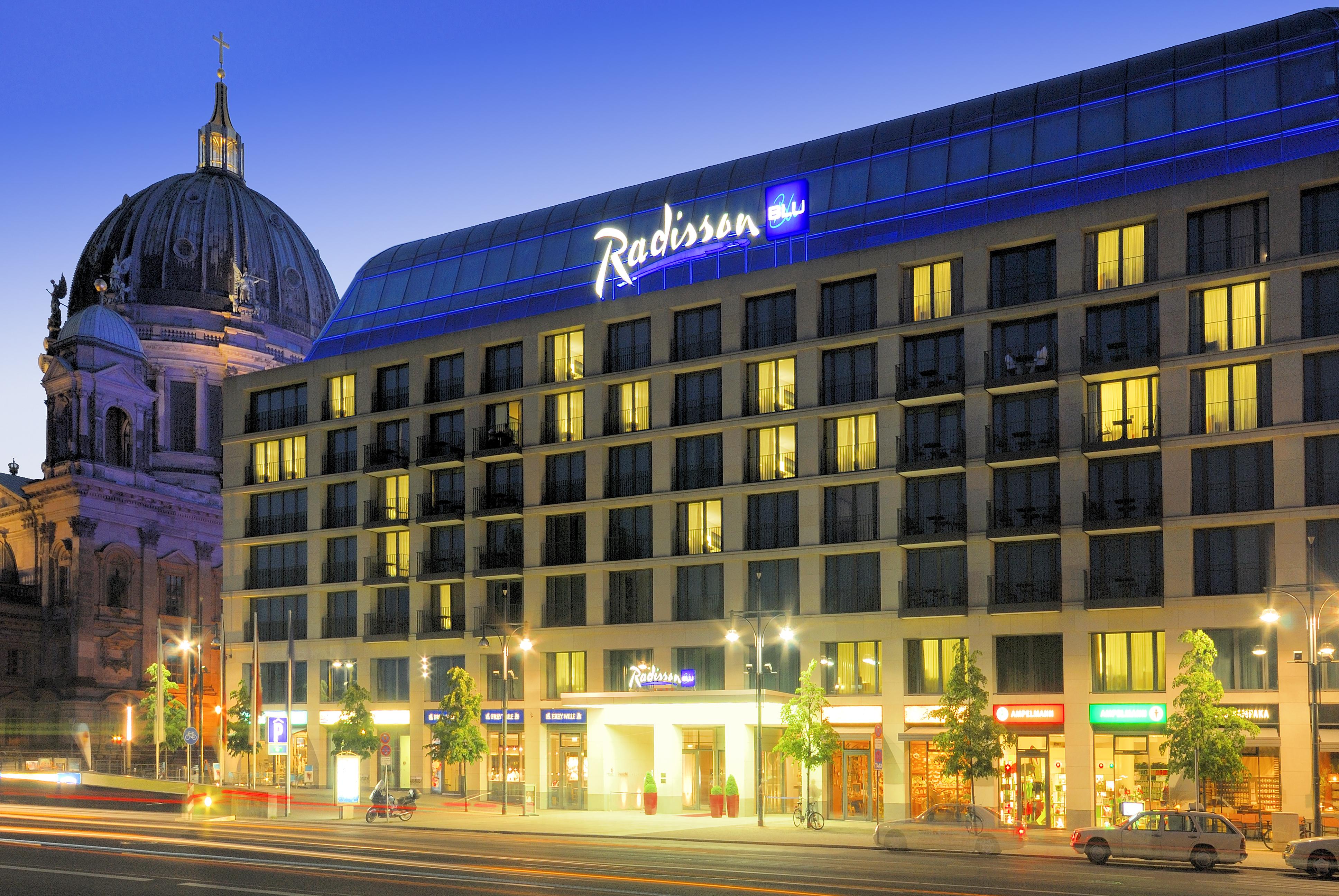 Radisson Blu Hotel, 5* Berlin