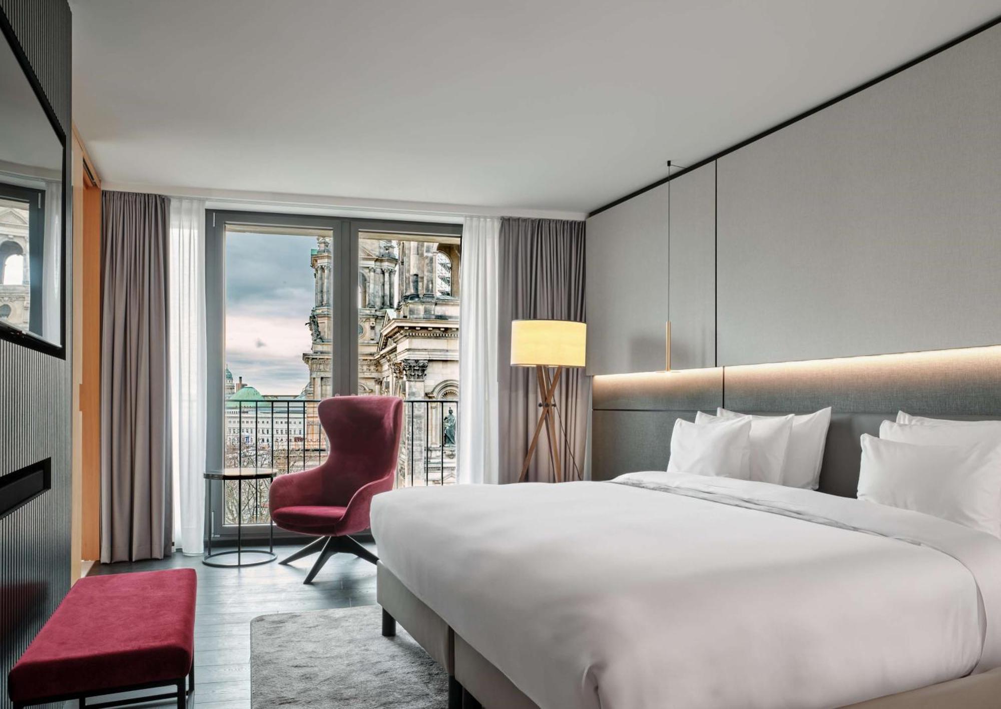 Hotel Radisson Blu Hotel, 5*