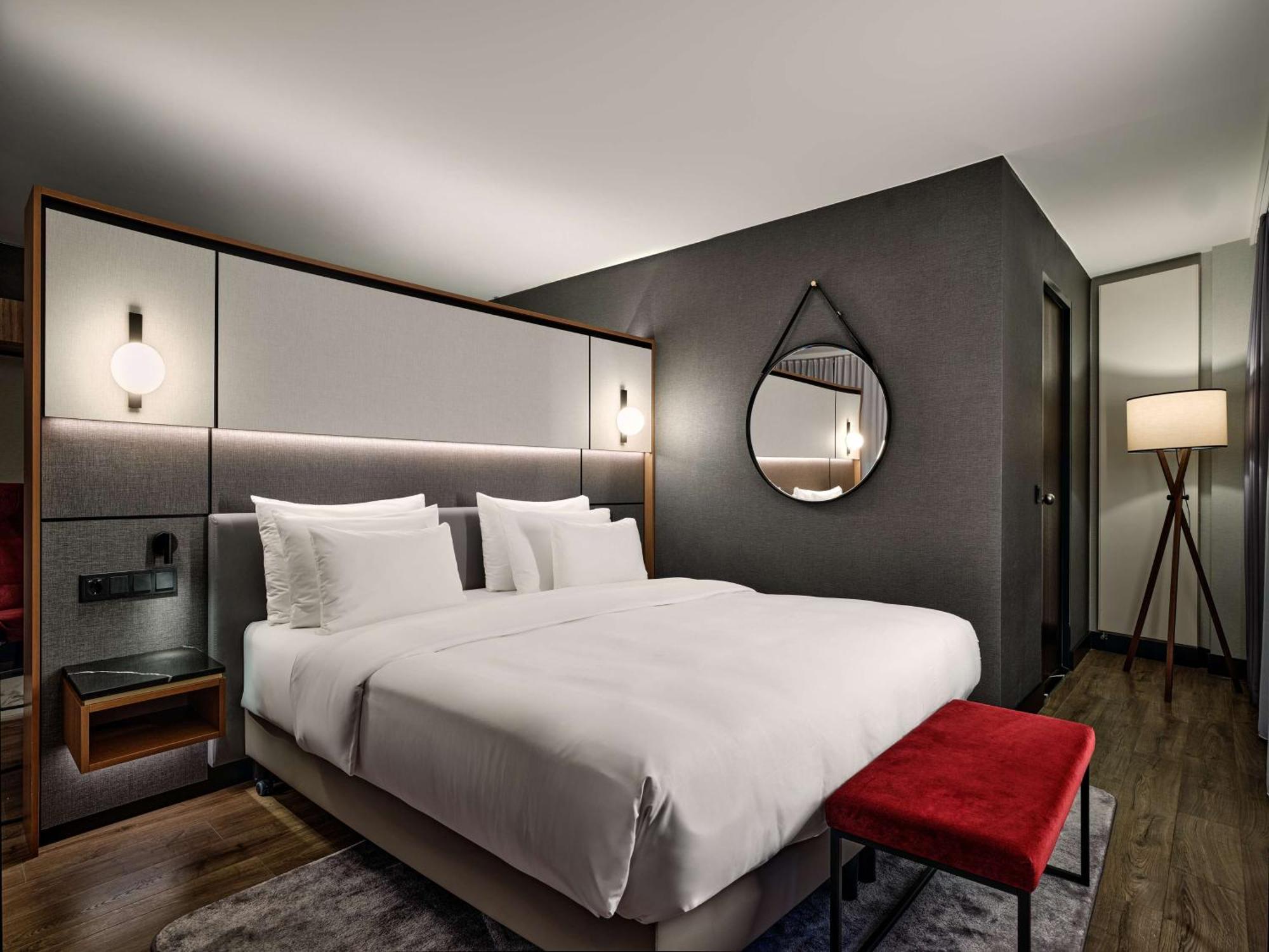 Hotel Radisson Blu Hotel, 5*